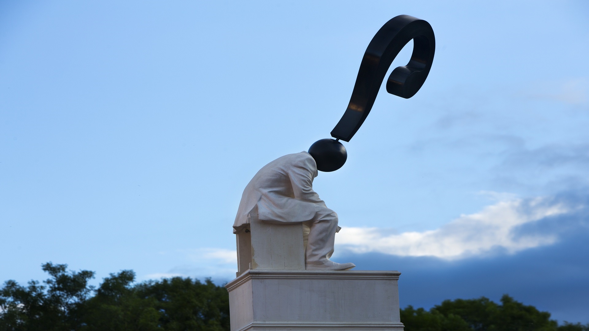 من هو الأمير فهد بن سعد بن عبدالله السيرة الذاتية